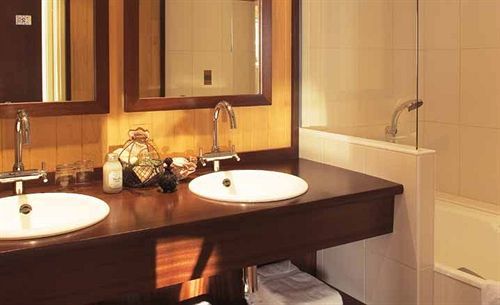 Relais Du Silence Les Grandes Roches 3*
